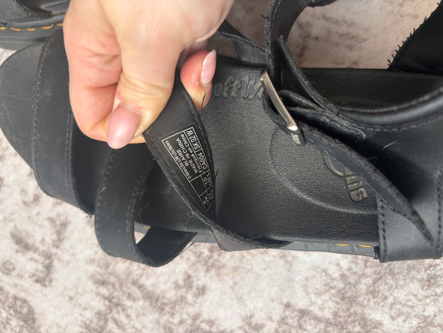Womens Dr. Martens Blaire Sandal in Black | Sz 10