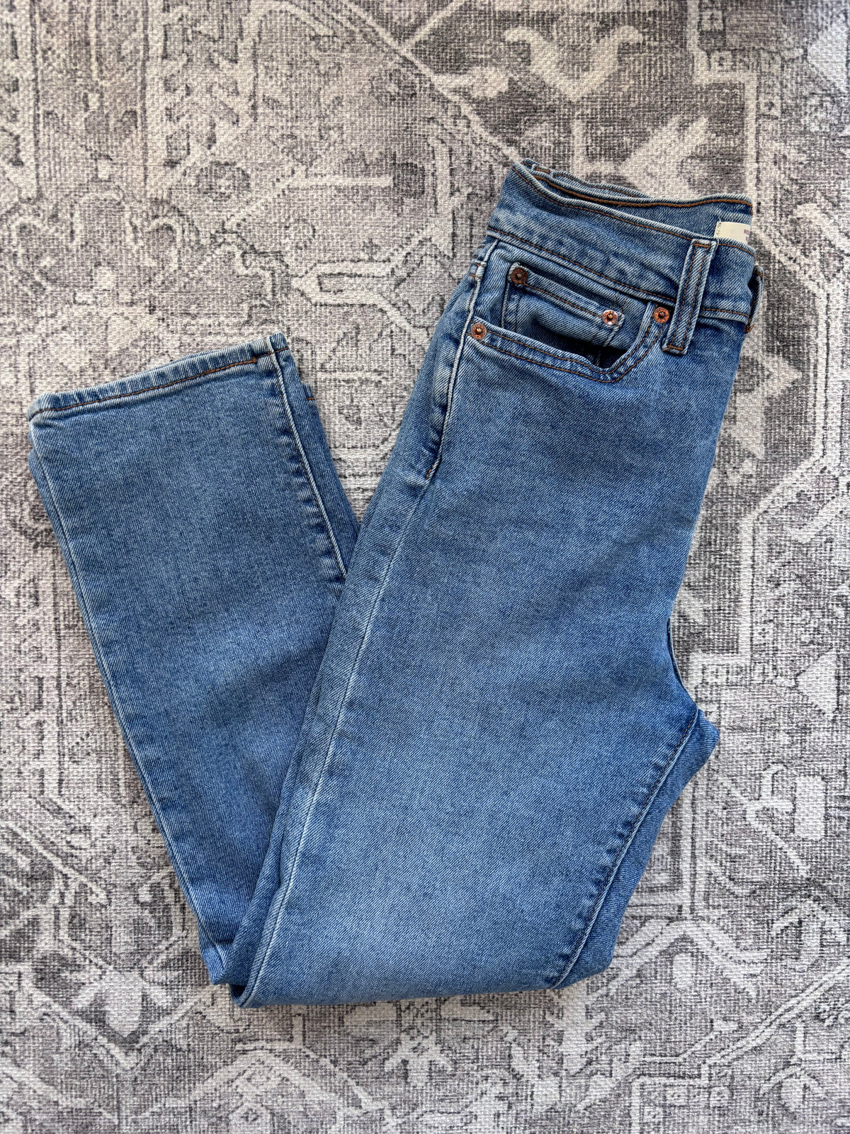 Levi's Wedgie Medium-wash Jeans | Sz 27 (fit like 26)