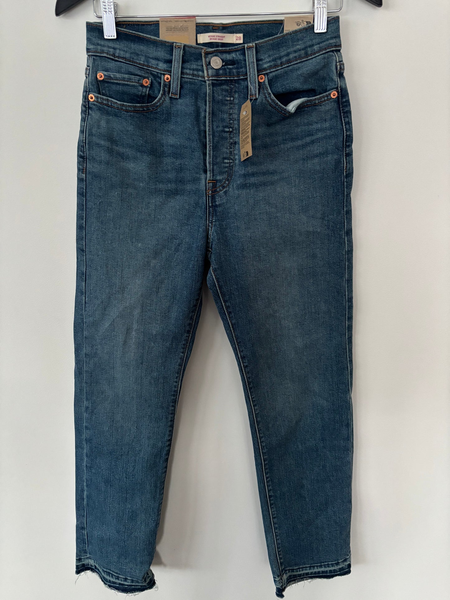 Levi's Wedgie Straight NWT Jeans | Sz 28 (stretch, 28" L)(J136E14)