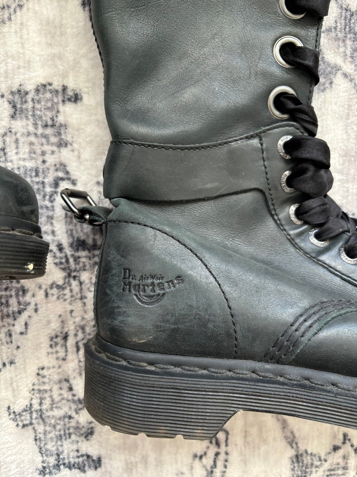 Dr Martin's 12 Eye Triumph 1914 Fold Over Boot | Sz 7.5 (38)