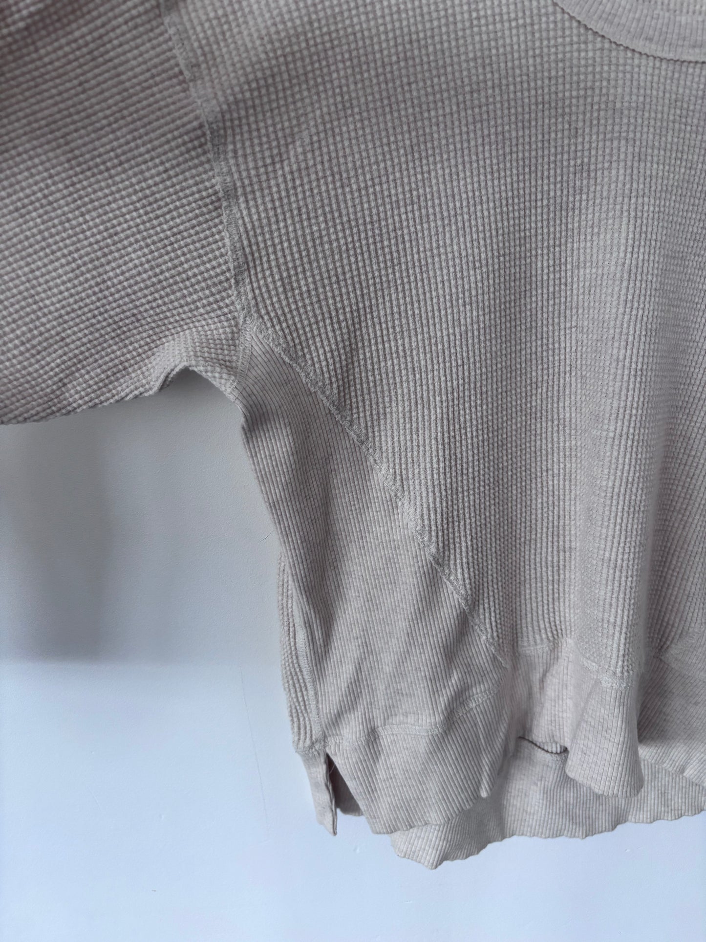 Offline by Aerie Big Hug Oatmeal Waffle Long Sleeve | Sz XS (fits like Medium)