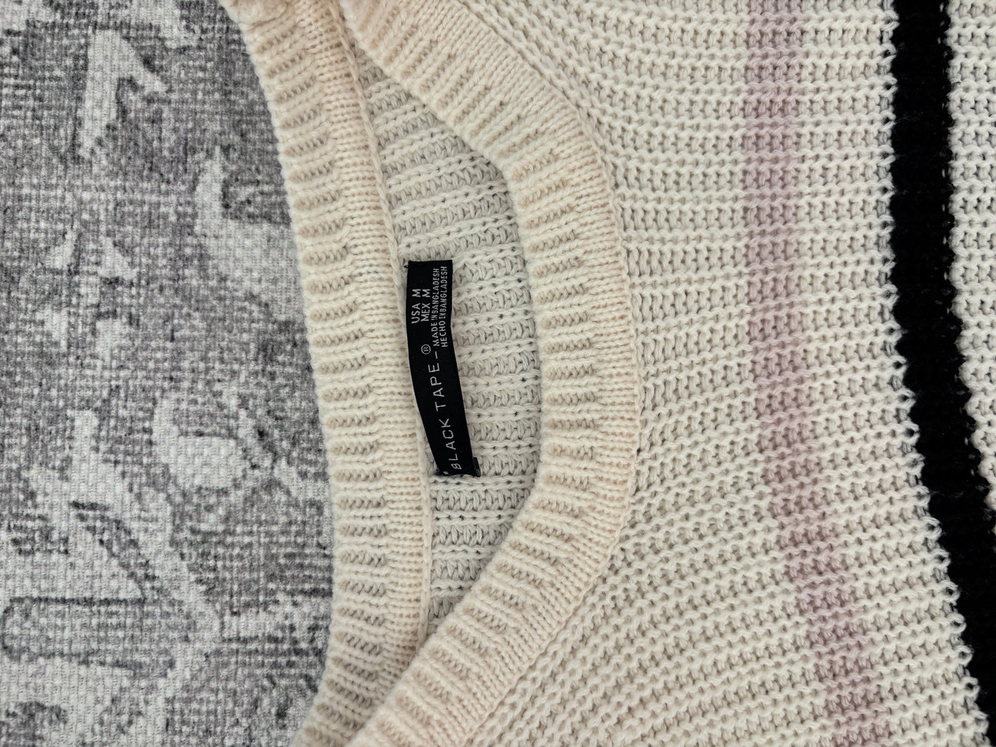 Black Tape Cream Striped Knit Sweater | Sz Medium