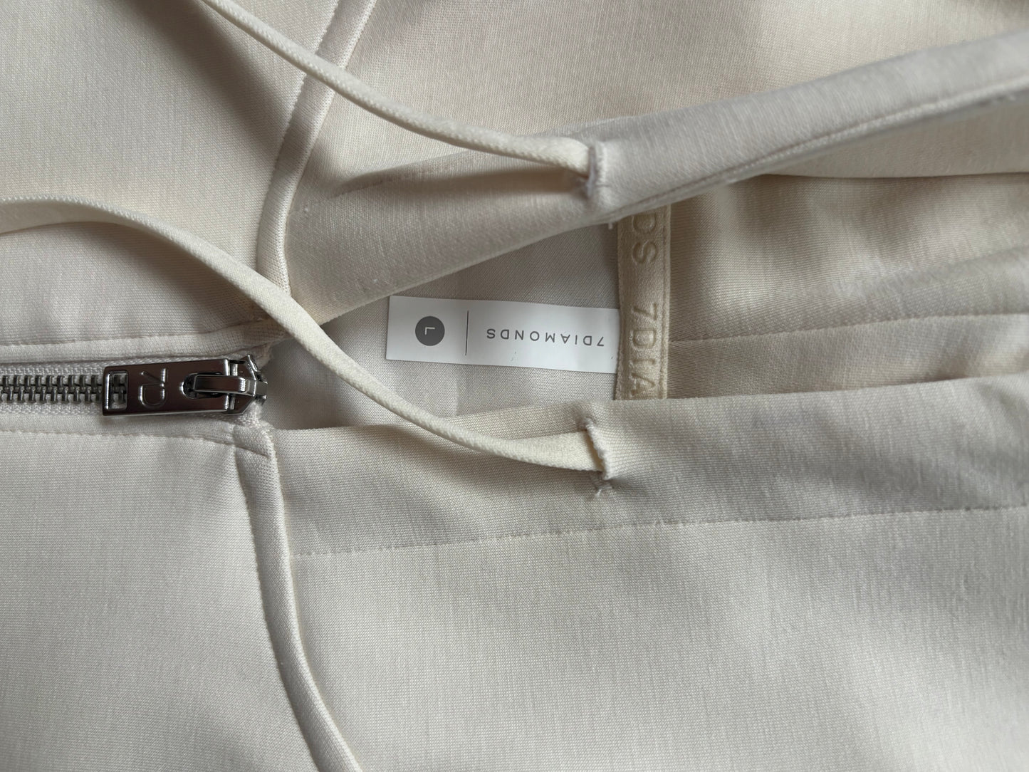 7 Diamonds: Women's Rev Full Zip Hoodie in Cream | Large (N187C8)