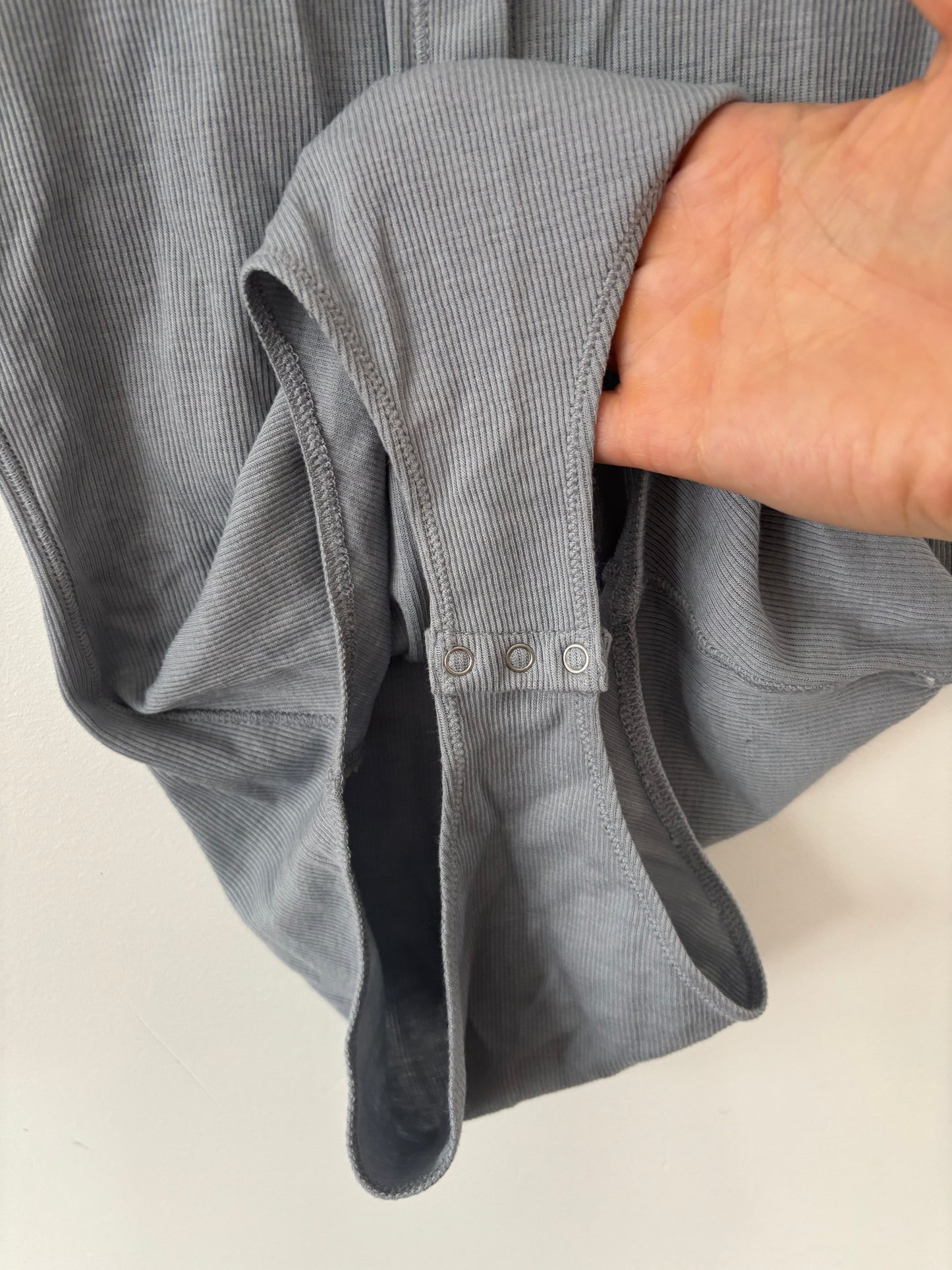 Rag & Bone Mac Ribbed Snap Henley Bodysuit | XS (J65AB1)