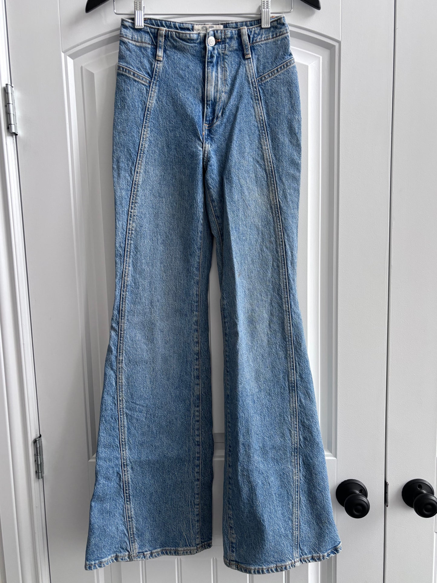 We the Free High Rise Flare Denim | Sz 25