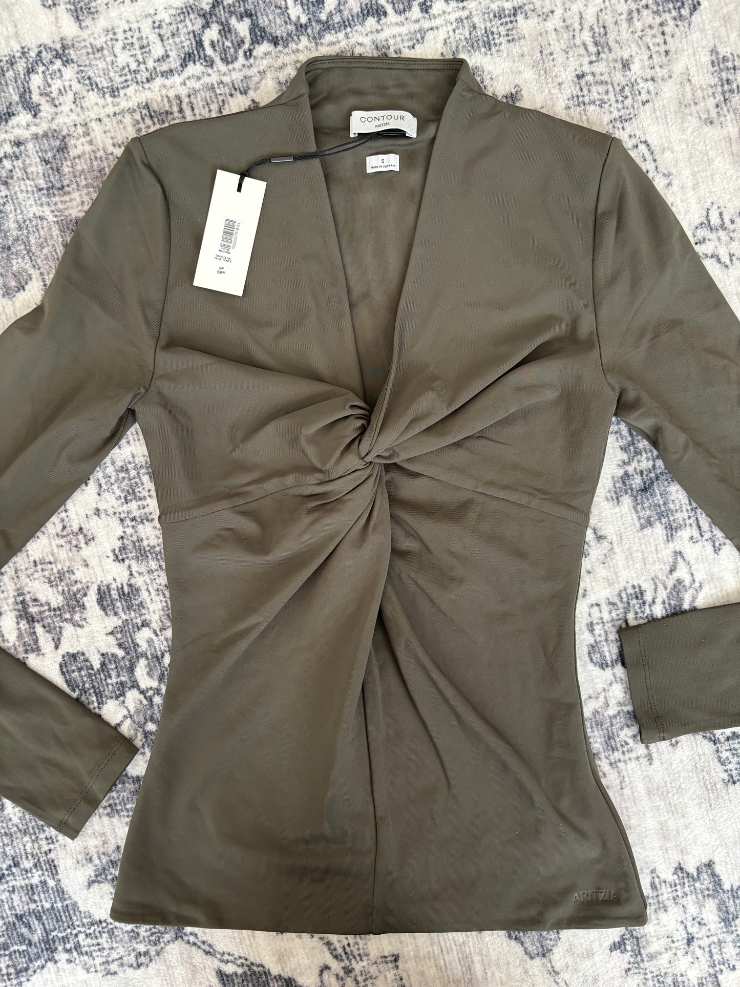 Aritzia NWT Contour Malvina Long Sleeve Top | Sz Small