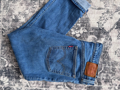 Levi's 501 Cropped Blue Jeans | Sz 29 (fit like 28)