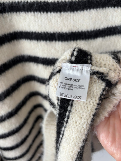 Qed Striped Crewneck Sweater | One Size (Fits XL)