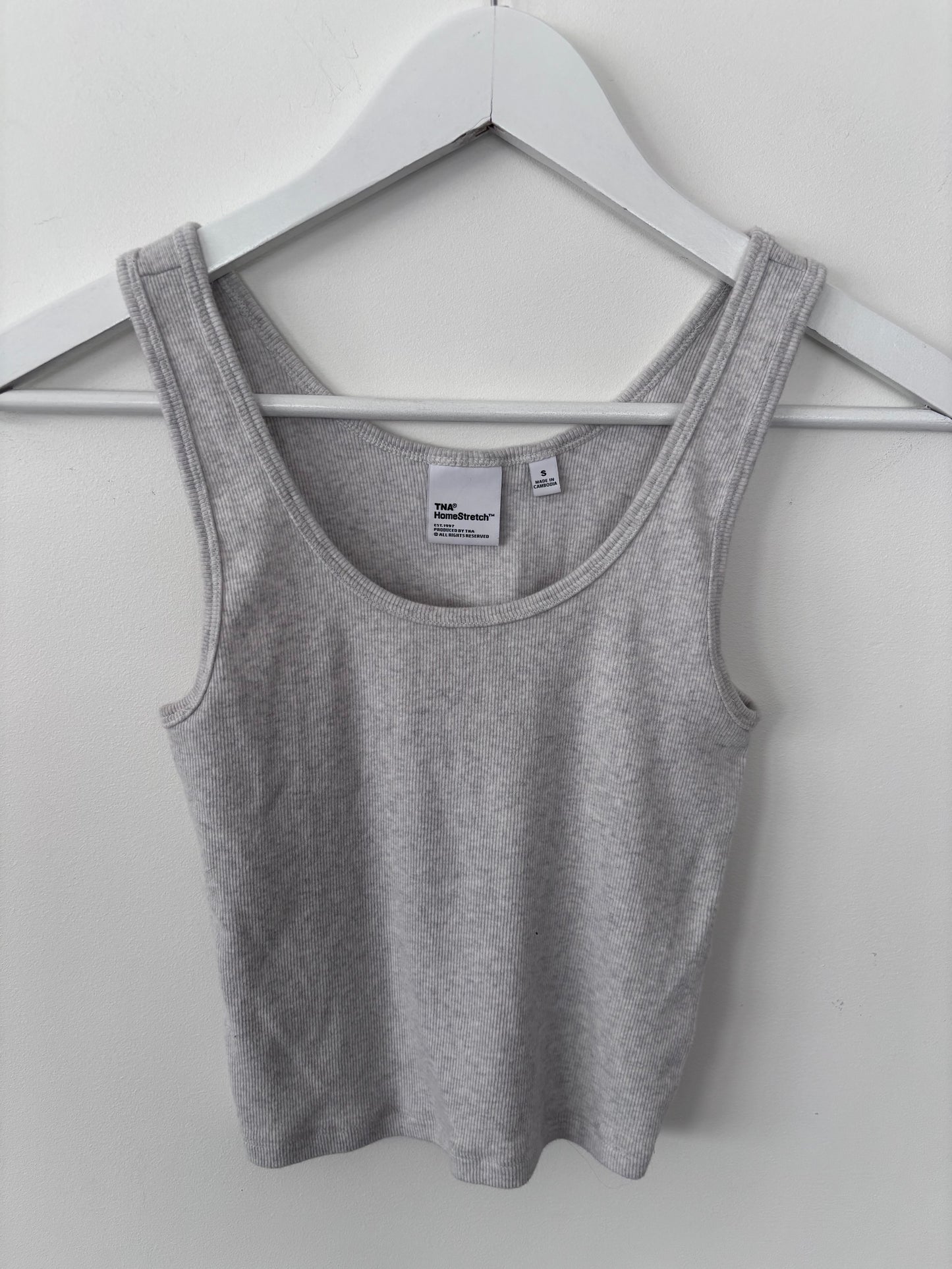 Aritzia Homestretch Grey Tank | Sz Small (AR5)