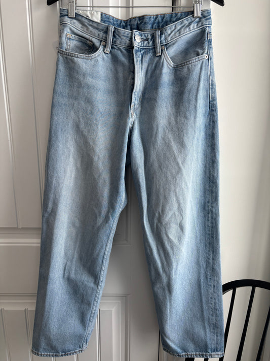 H&M Loose Fit Straight Leg Denim | Sz 8 (N97S20)