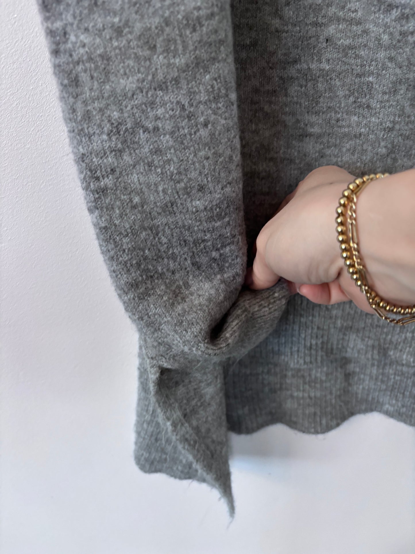 Lyla & Luxe Oversized V-Neck Sweater Vest | Sz Large (AC1)