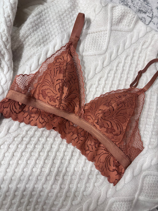 EnuoAngGee Orange Lace Bralette | Sz Small