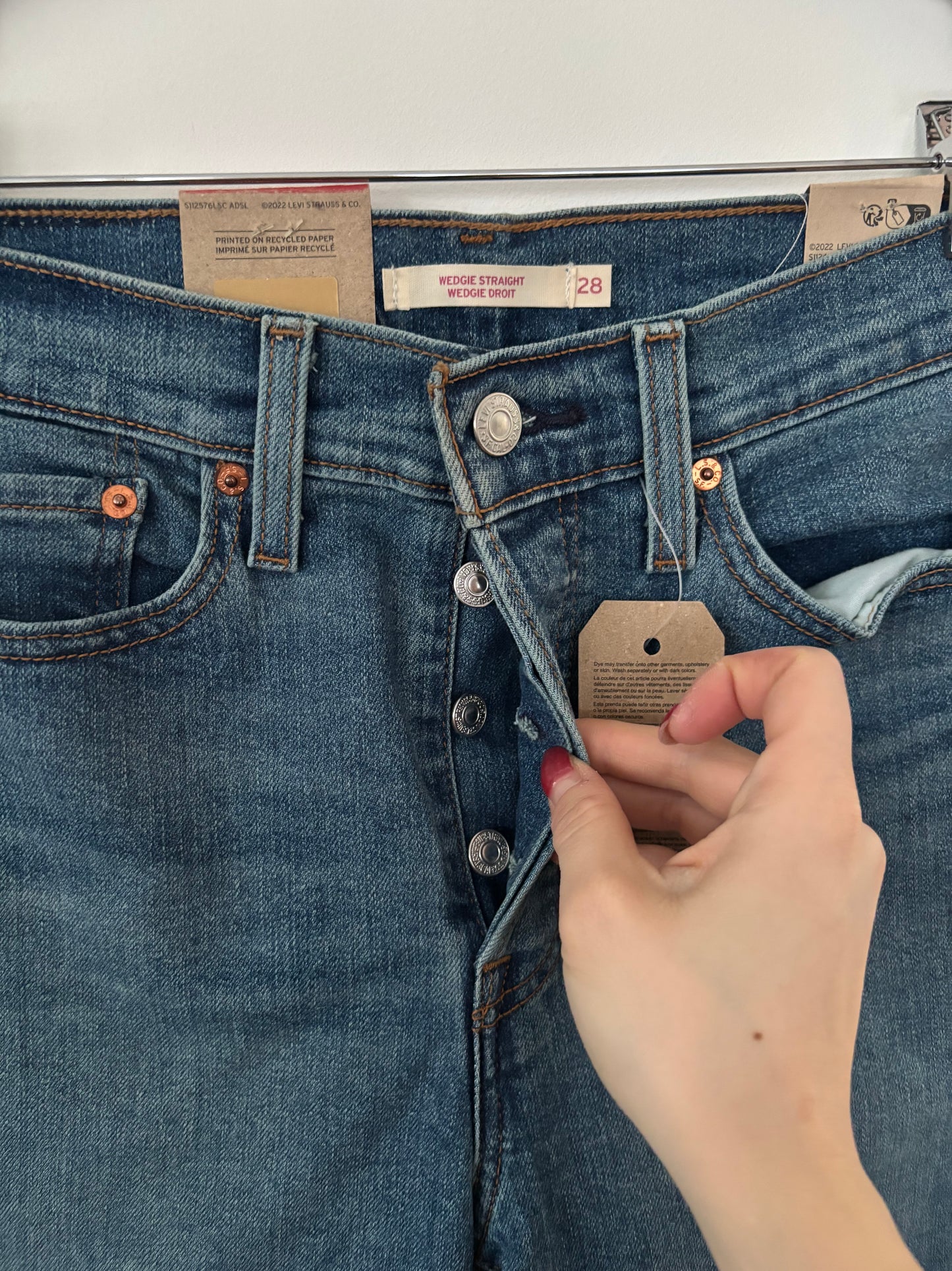 Levi's Wedgie Straight NWT Jeans | Sz 28 (stretch, 28" L)(J136E14)