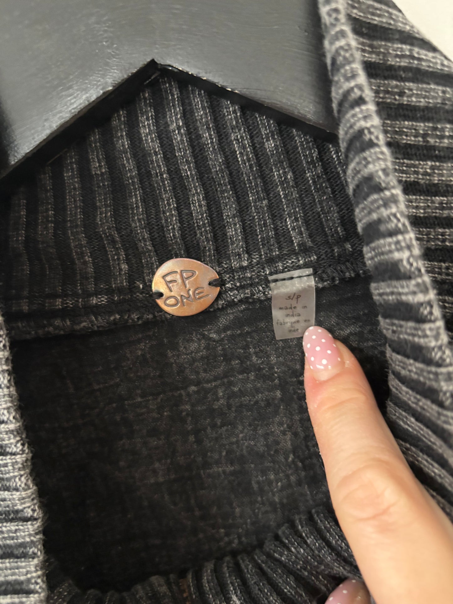 Free People Shiloh Quilted Sweater | small