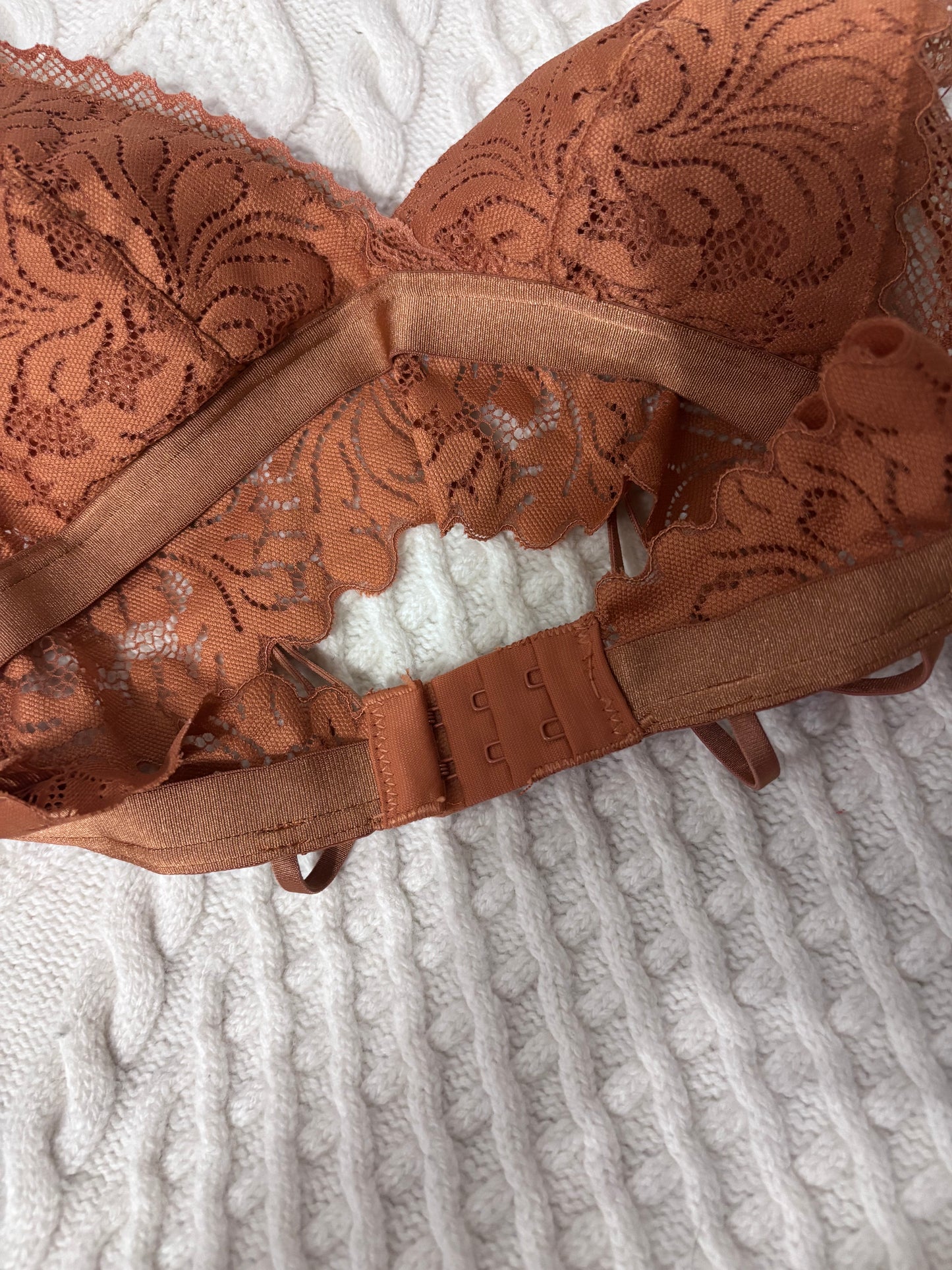 EnuoAngGee Orange Lace Bralette | Sz Small