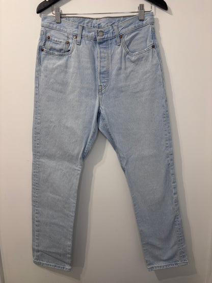 Levi's 501 Light Wash Denim | Sz 29 (M144O9)
