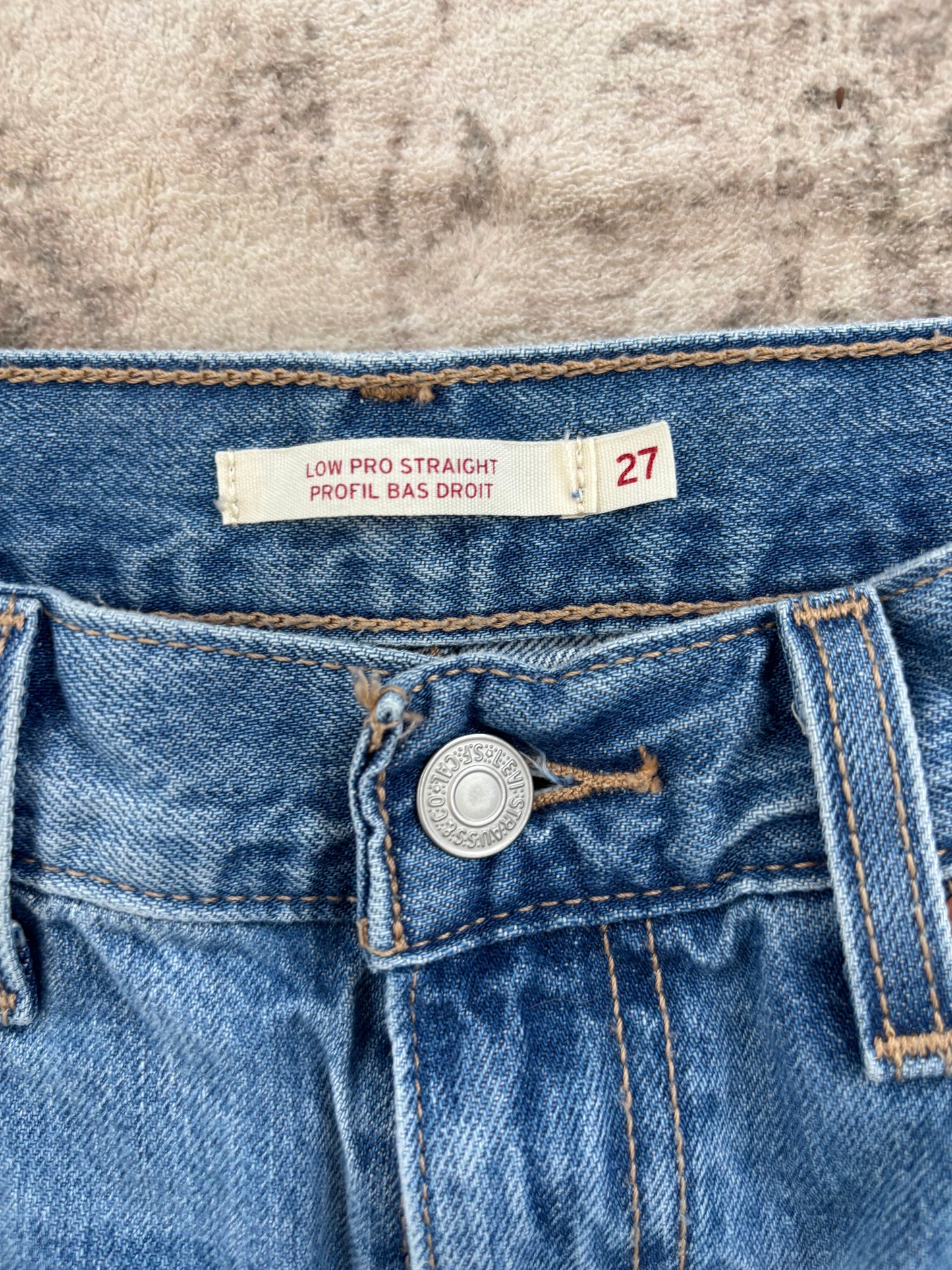 Levi's Wedgie Straight Denim  | 28 (non stretch, ankle length) (O13L4)