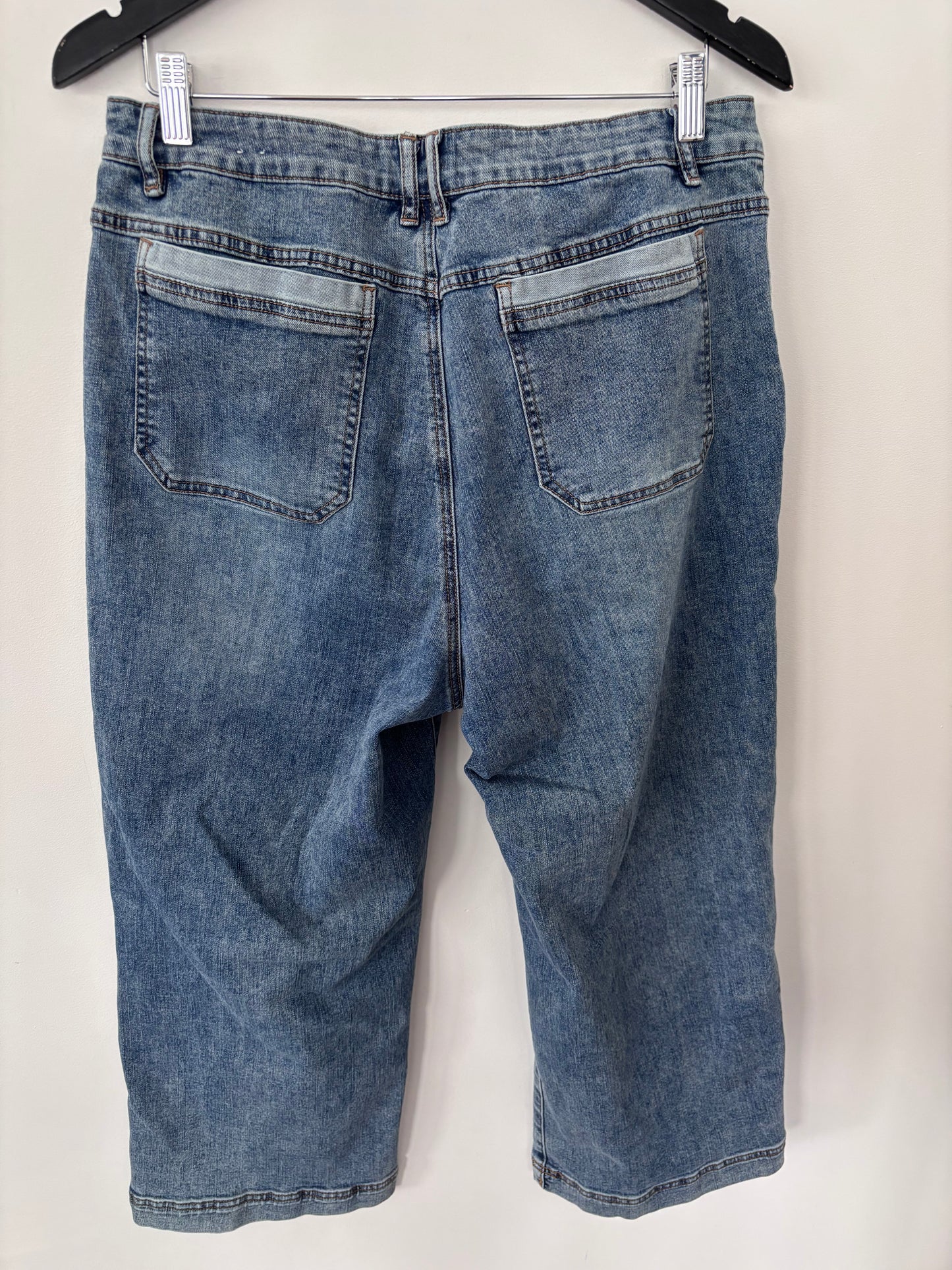 Tribal Audrey Button Fly Wide Leg Crop Jeans | Sz 14 (M61N19)