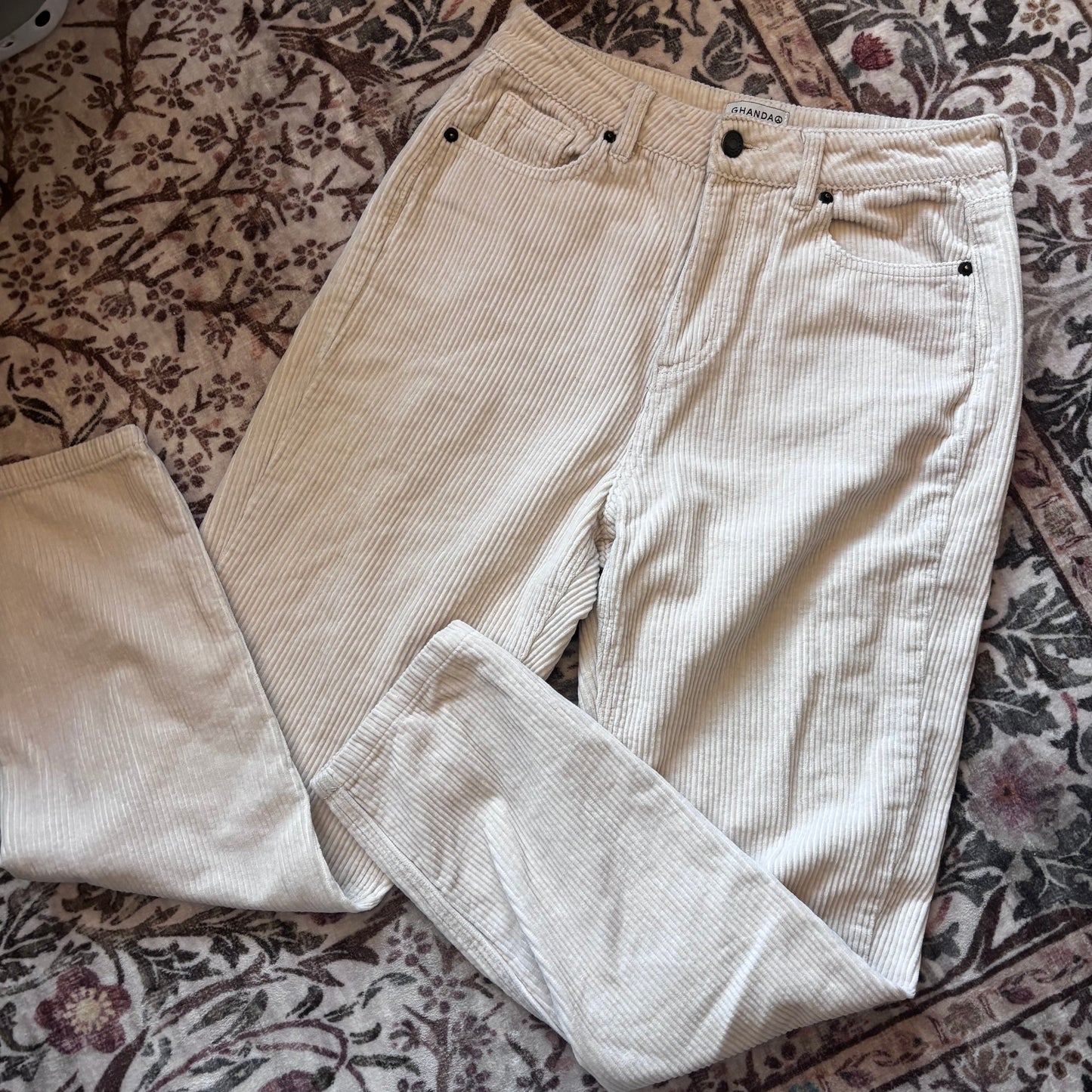 Ghanda Ecru Corduroy Jeans | Sz 8 (fits like sz 25 or 26)
