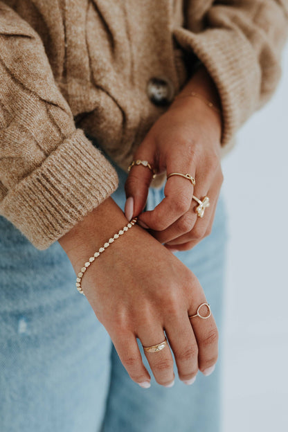Sydney Rose Co: Confetti Disc Bracelet 18k Gold Filled Dainty Chain