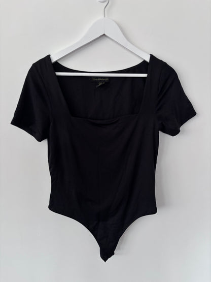 House of Harlow Square Neck Black Bodysuit | Sz Medium
