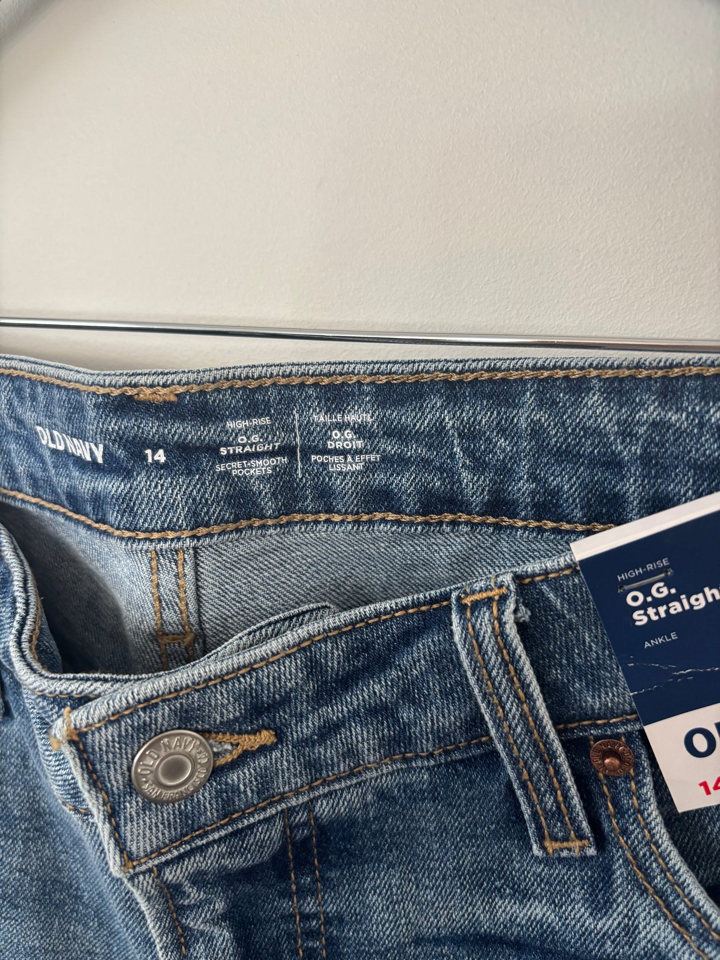Old Navy HR O.G. Straight Denim NWT (mid/dark blue wash) | Sz 14 or 32 (F150N18)