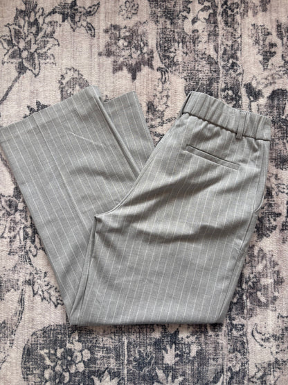 Rachel Zoe Soft Pinstripe Grey Pants | Sz 4