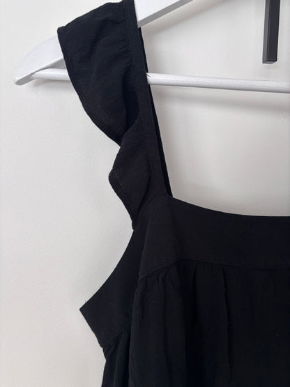 ICHI Ruffle Strap Black Top | Sz Medium (M10W3)