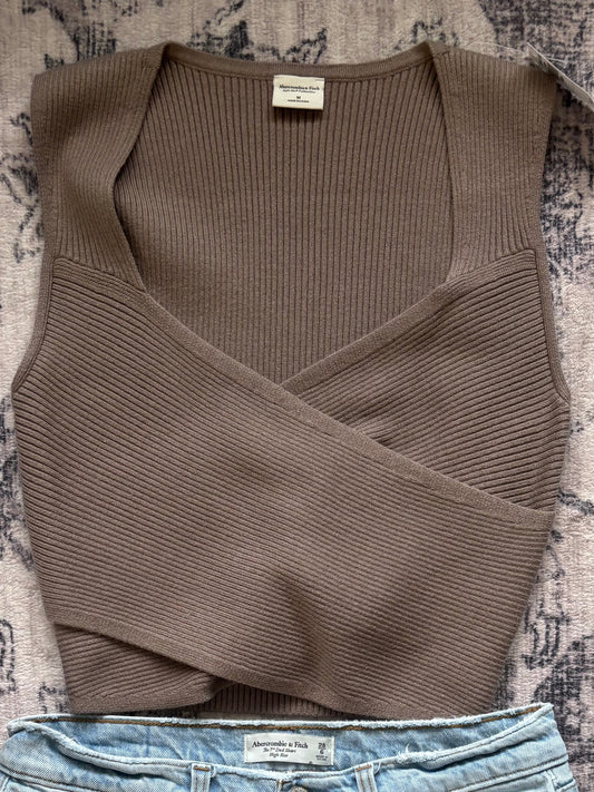A&F Knit Crossover Top in Brown NWT | Sz Medium