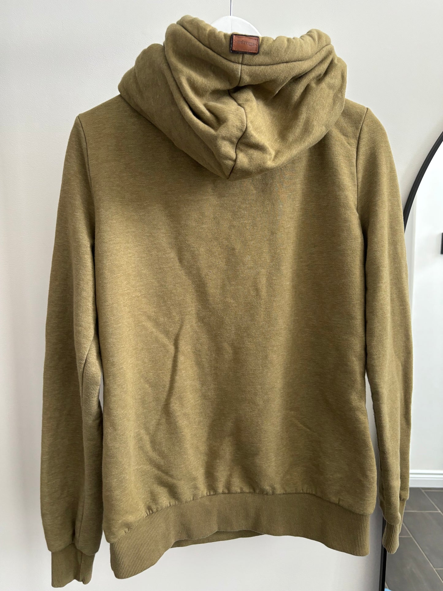 Wanakome Artemis Hoodie | Sz Large (J182E13)