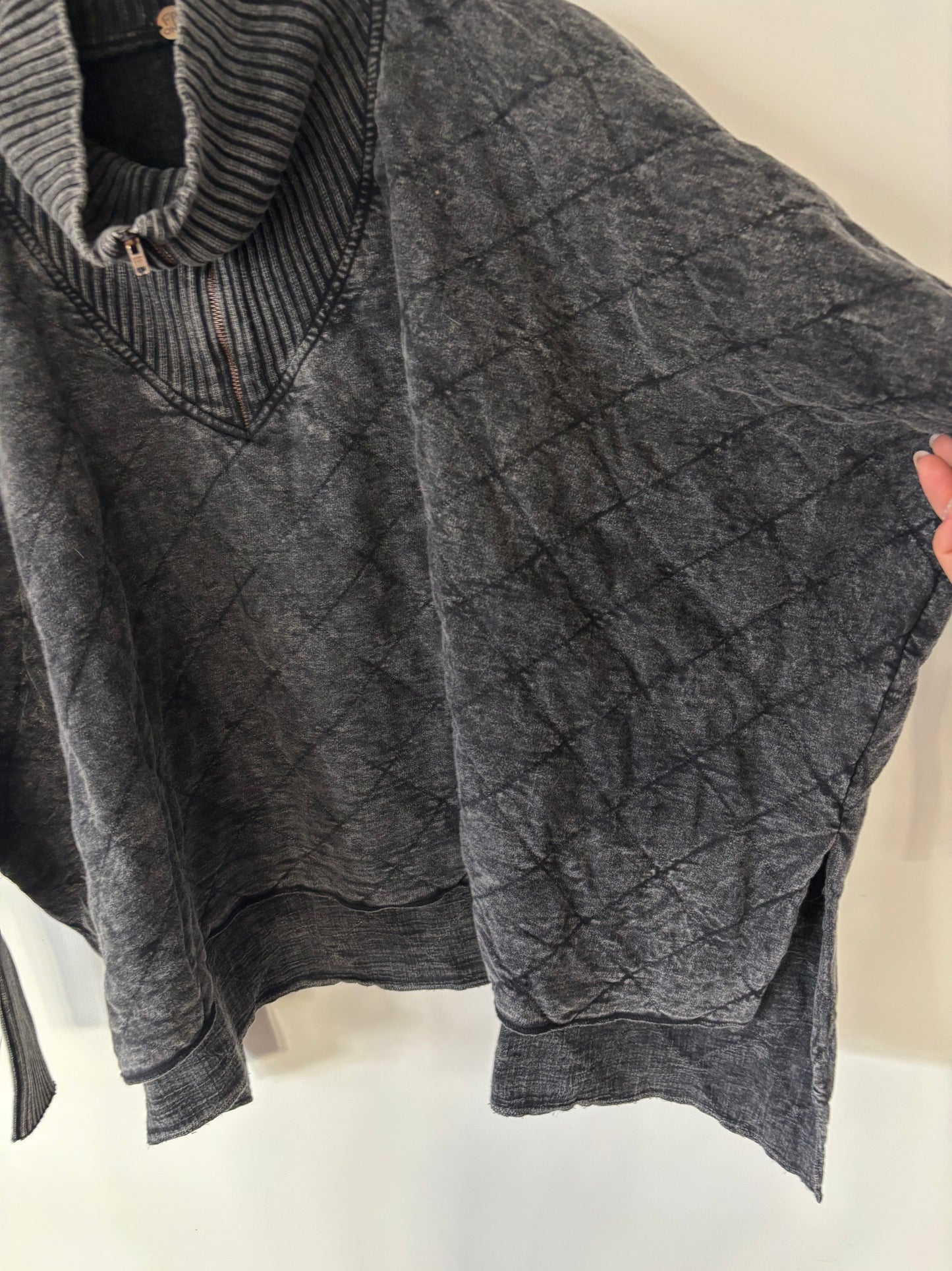 Free People Shiloh Quilted Sweater | small