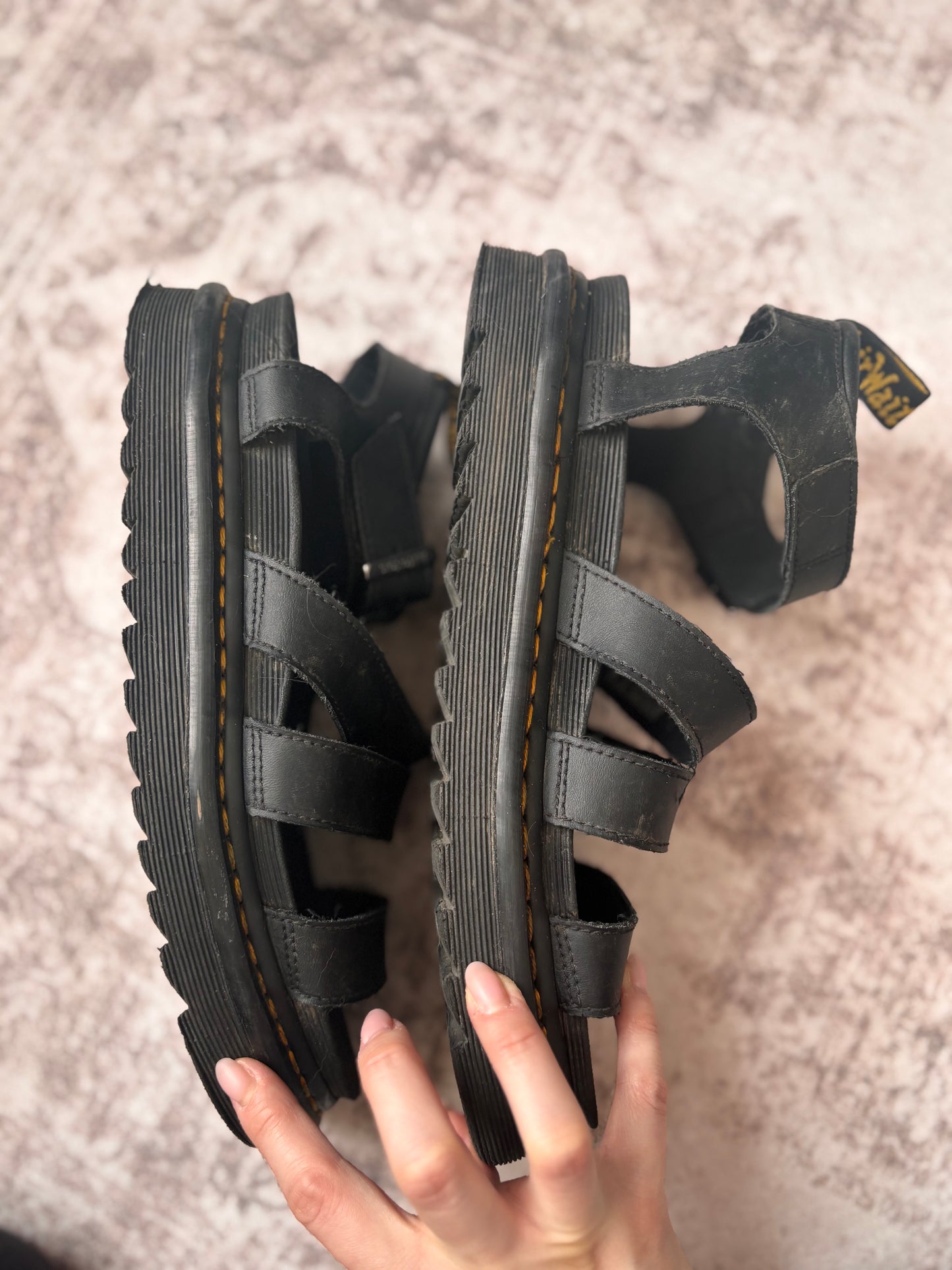 Womens Dr. Martens Blaire Sandal in Black | Sz 10
