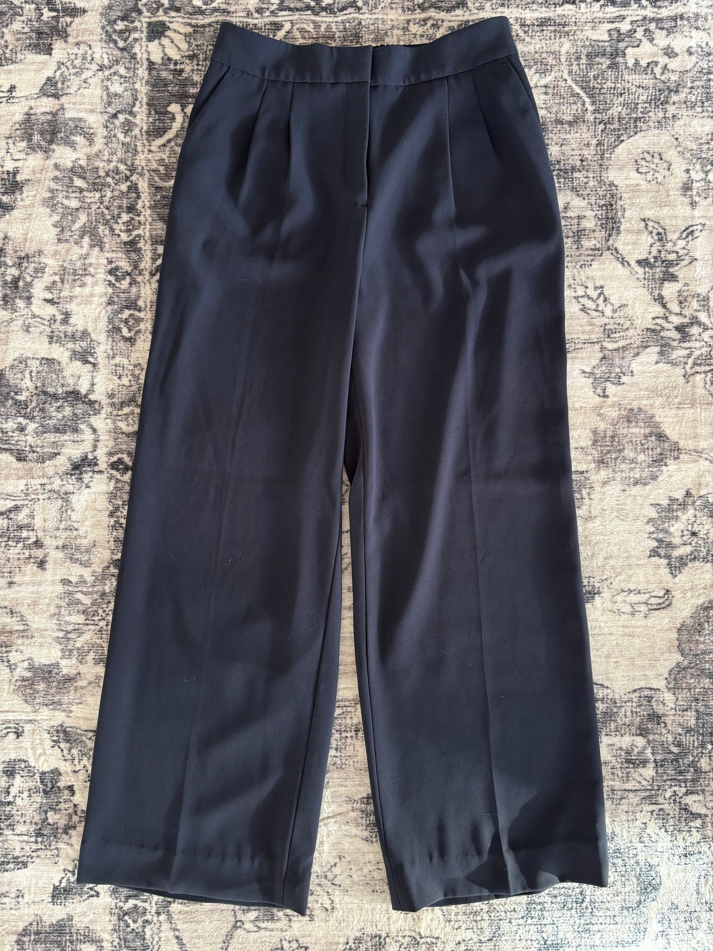 RW& Co Navy Dress Pants | Medium (N46S20)