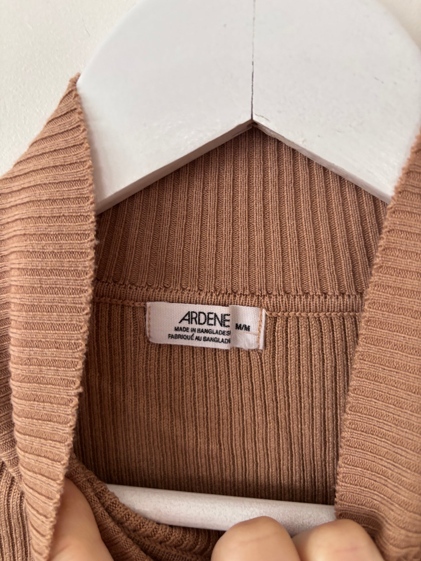 Ardenes Long Sleeve Mock Neck Ribbed Top | Sz Medium