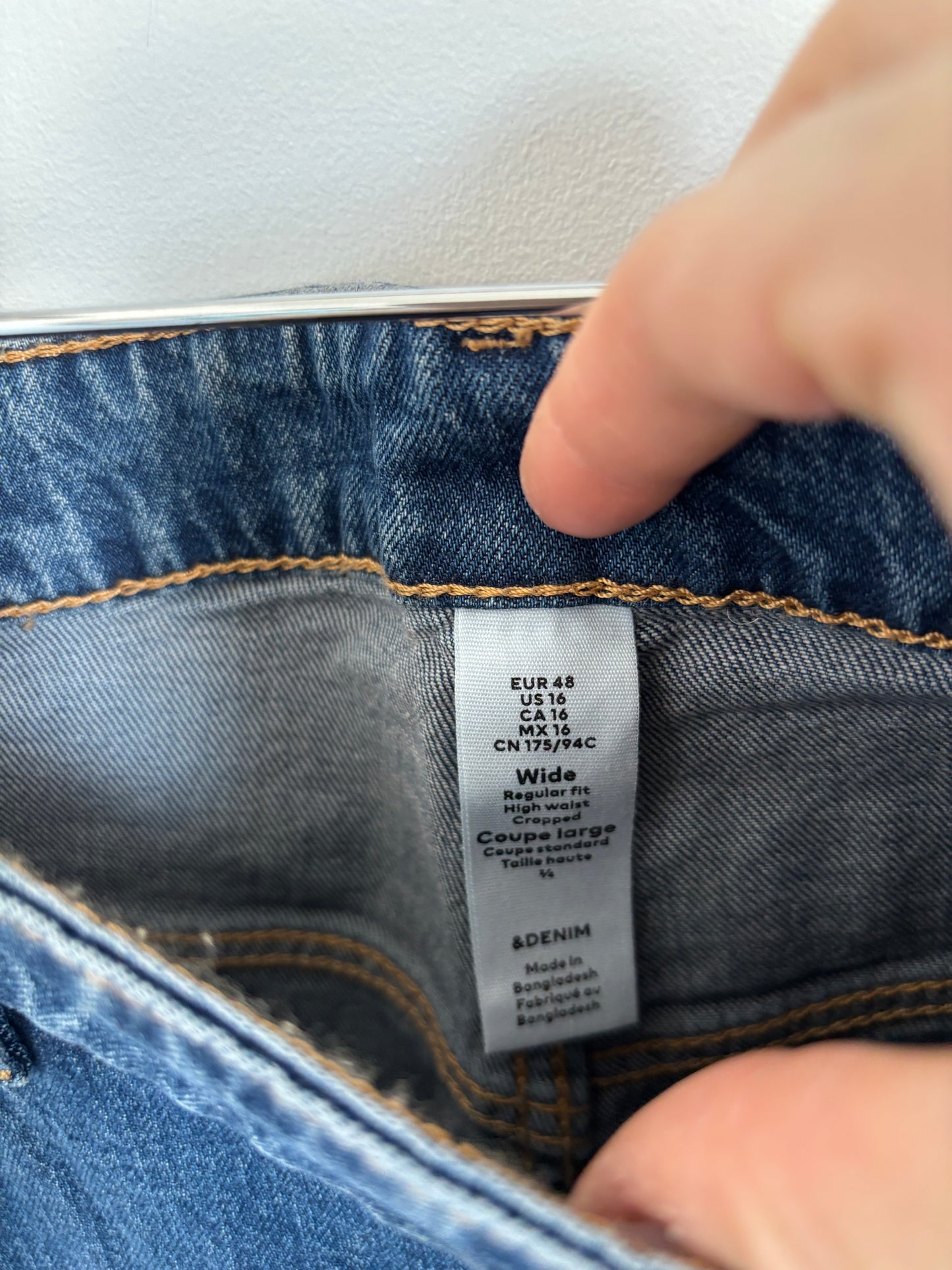 H&M &Denim NWT High Waist Wide Leg Cropped Jeans | Sz 33 or 16 (J153N19)