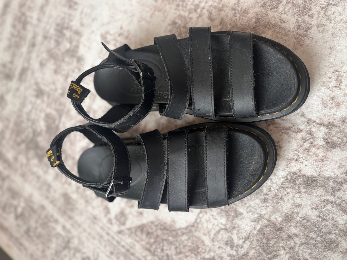 Womens Dr. Martens Blaire Sandal in Black | Sz 10