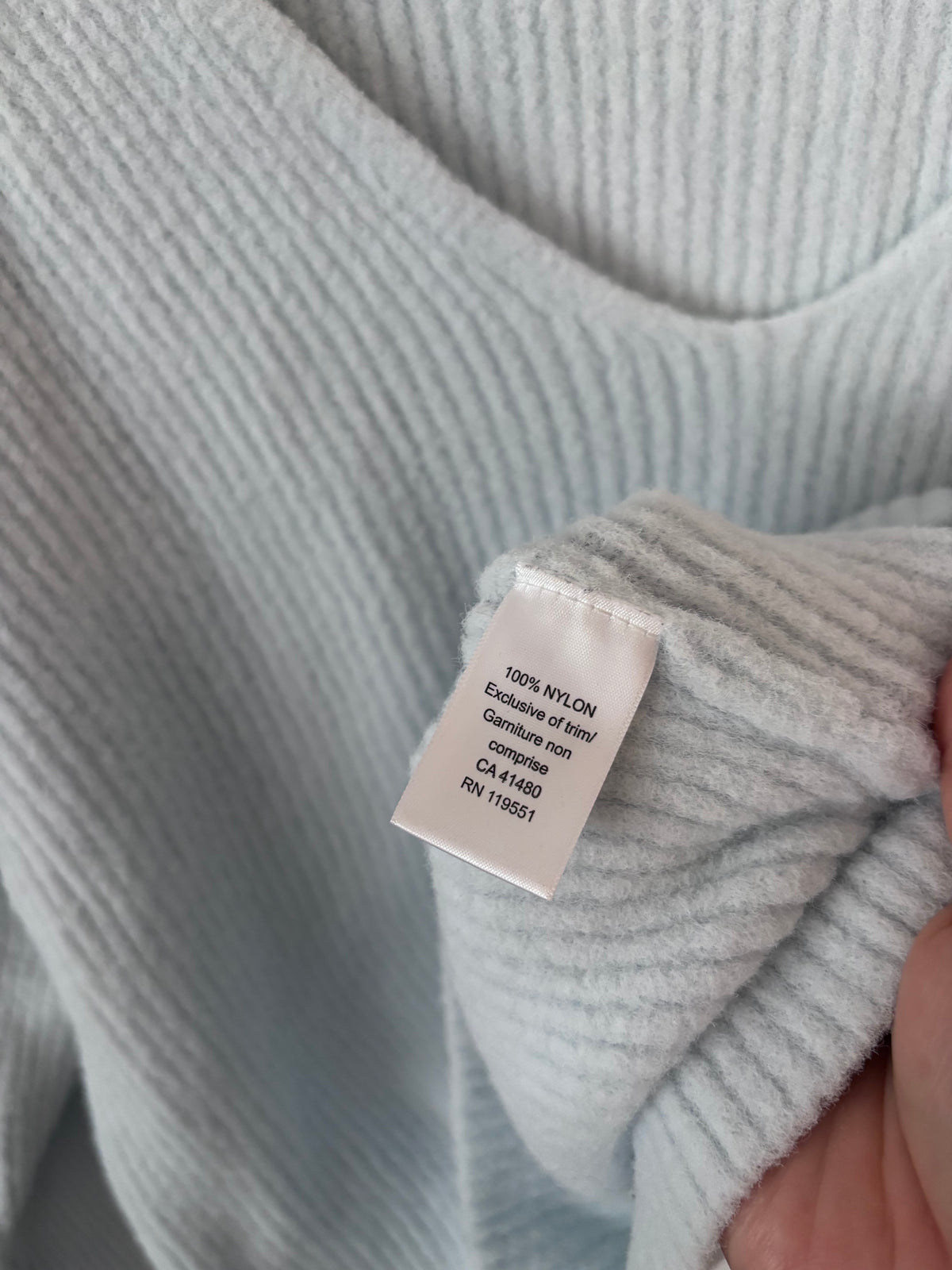 Gentle Fawn Soft Blue V-neck Sweater | Sz Medium