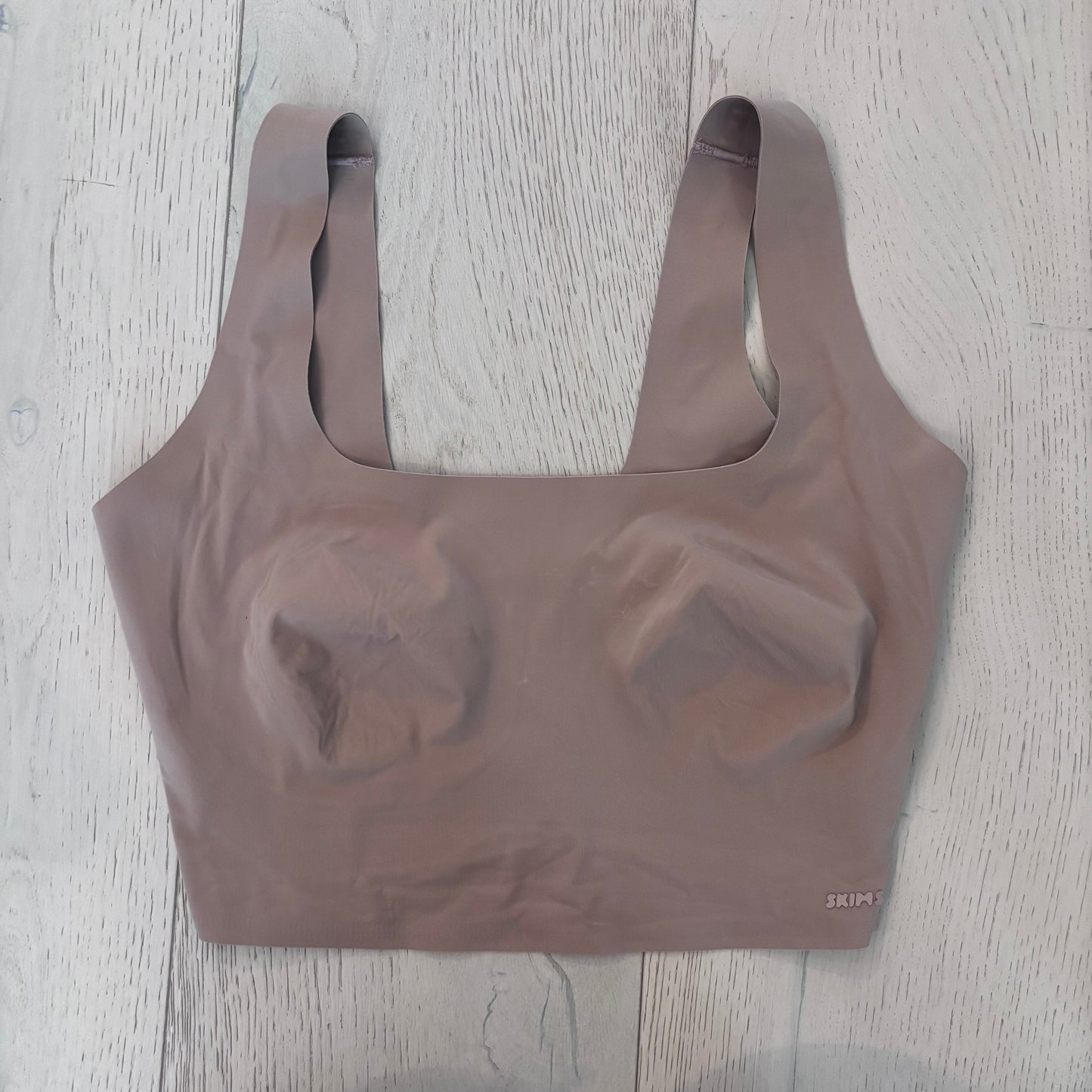 Skims Naked Scoop Longline Wireless Bra in Clay | Sz S-DD