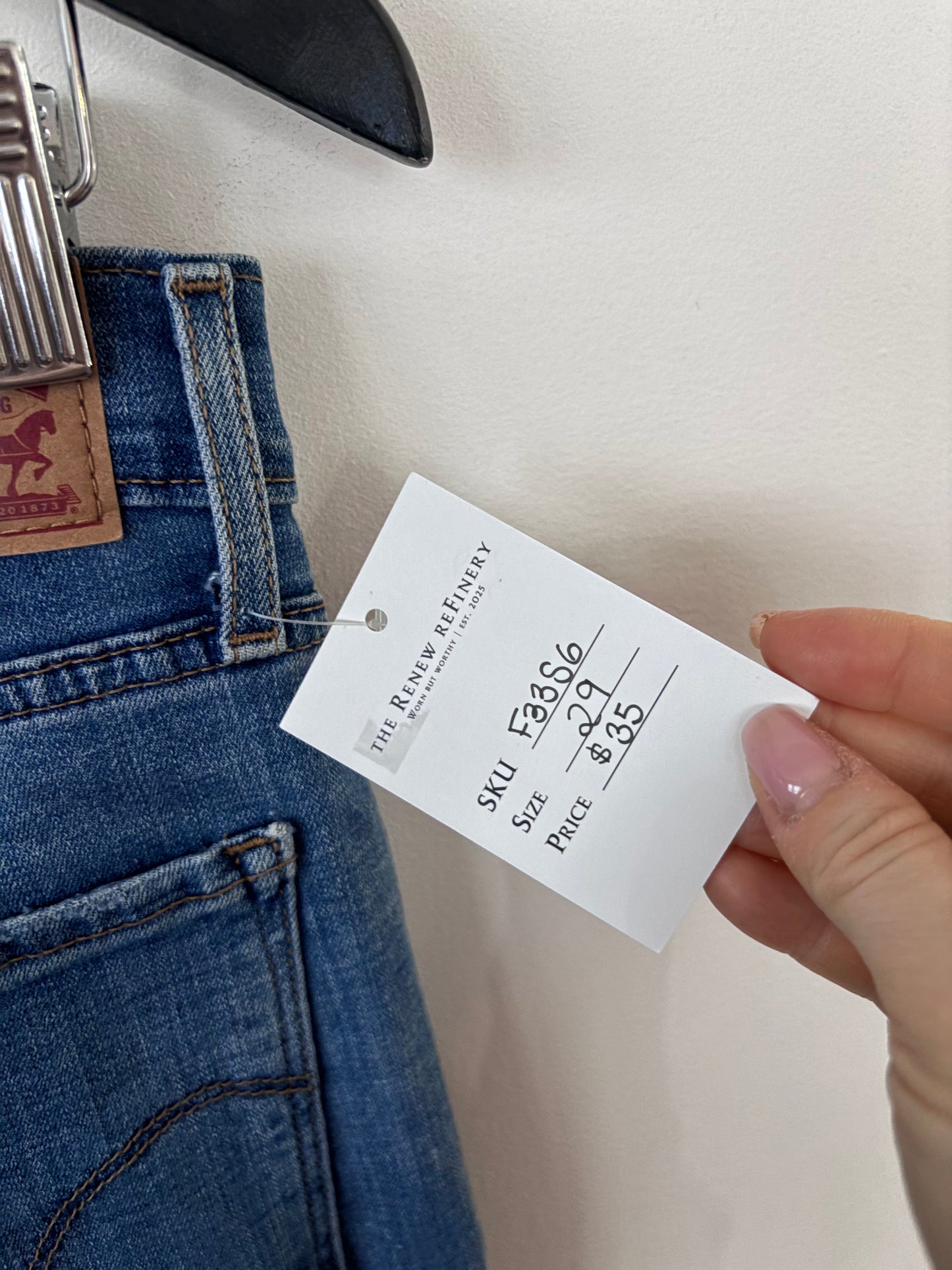 Levi's 724 High Rise Straight Crop Jeans (Stretch) | Sz 29 (F33S6)