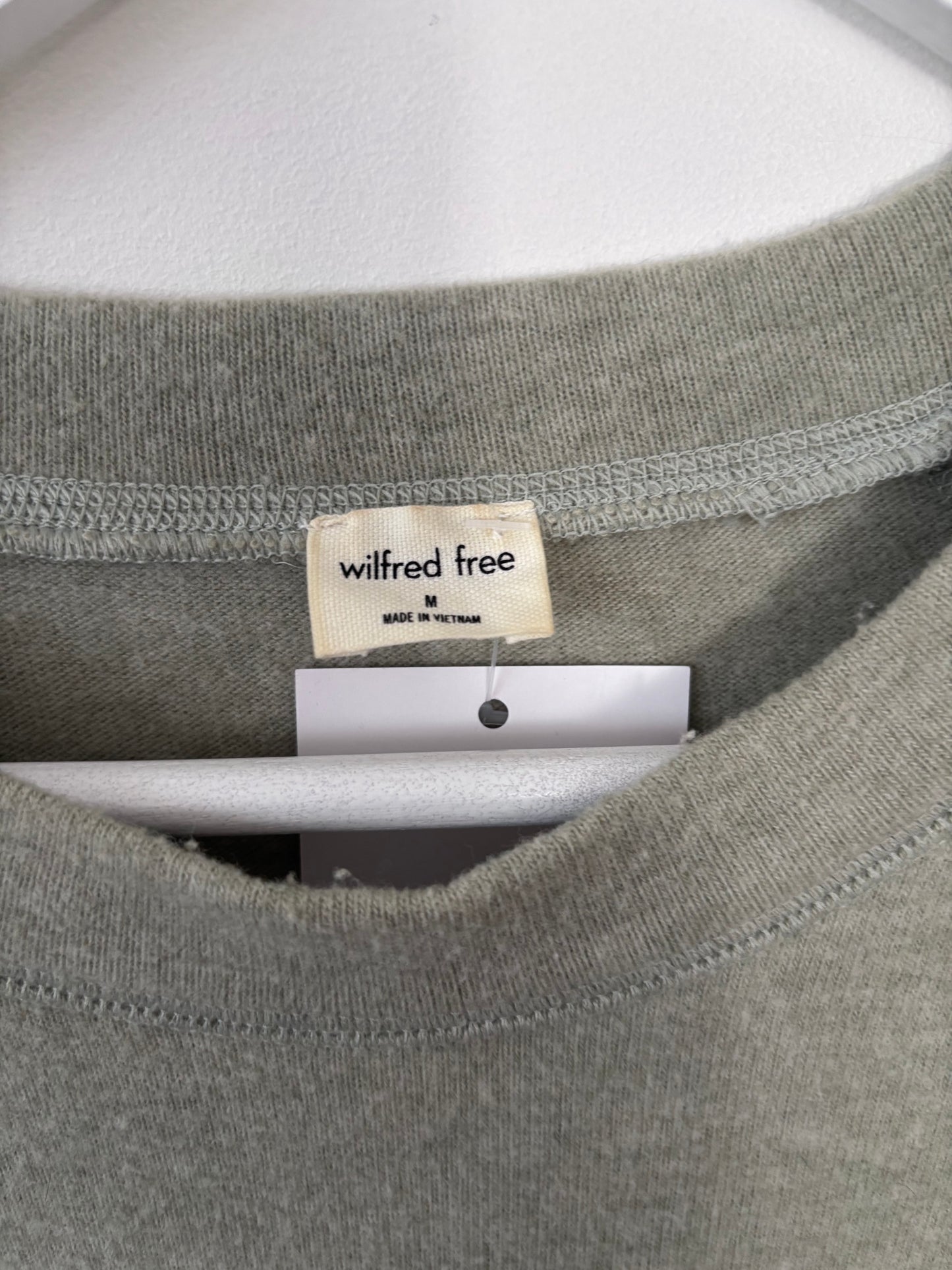 Wilfred Free / Aritzia Sage Green Soft Crewneck Sweater | Sz Medium (F34S6)