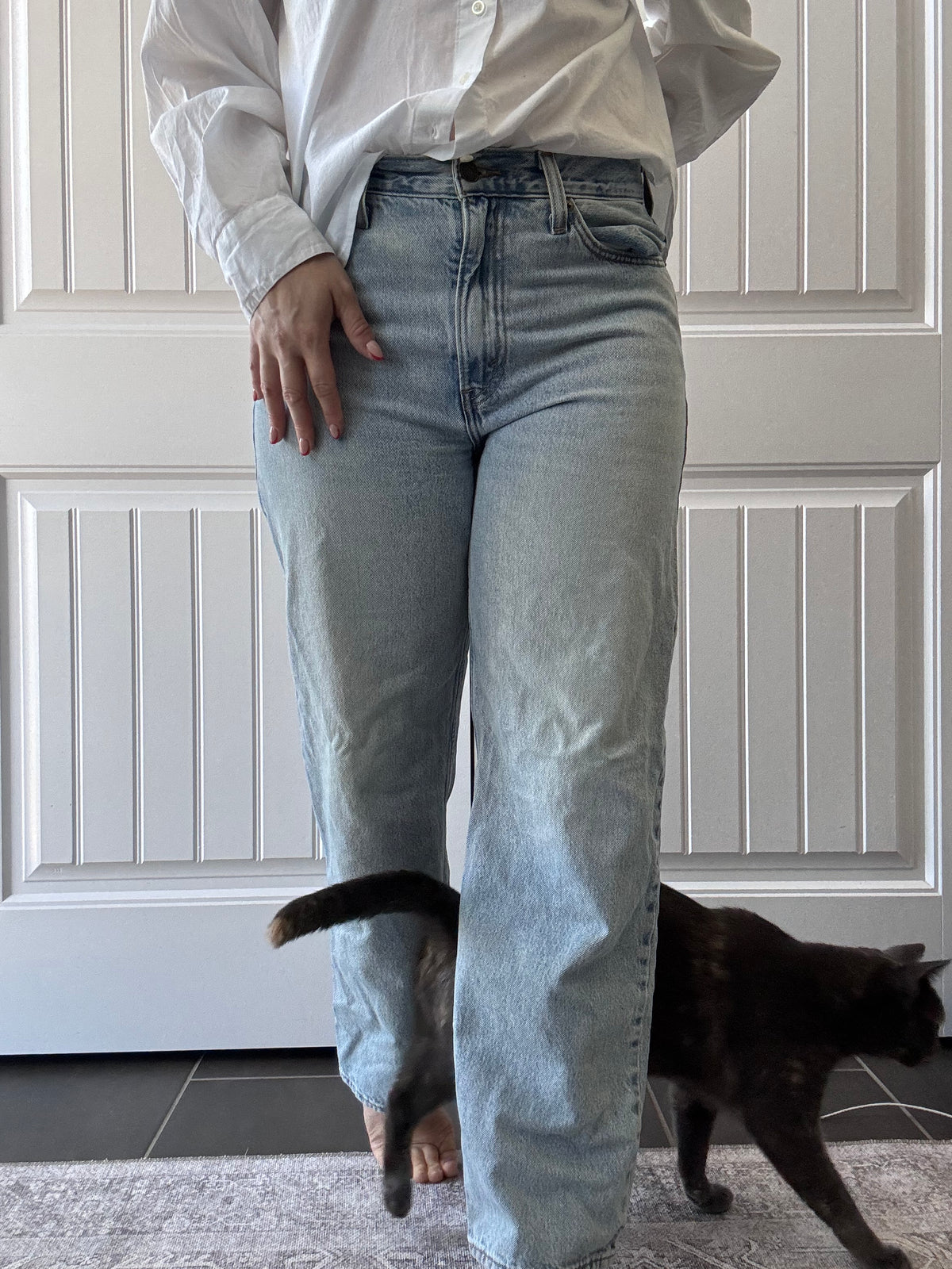 Levi's Light-wash Straight/Loose Jeans | Sz 28