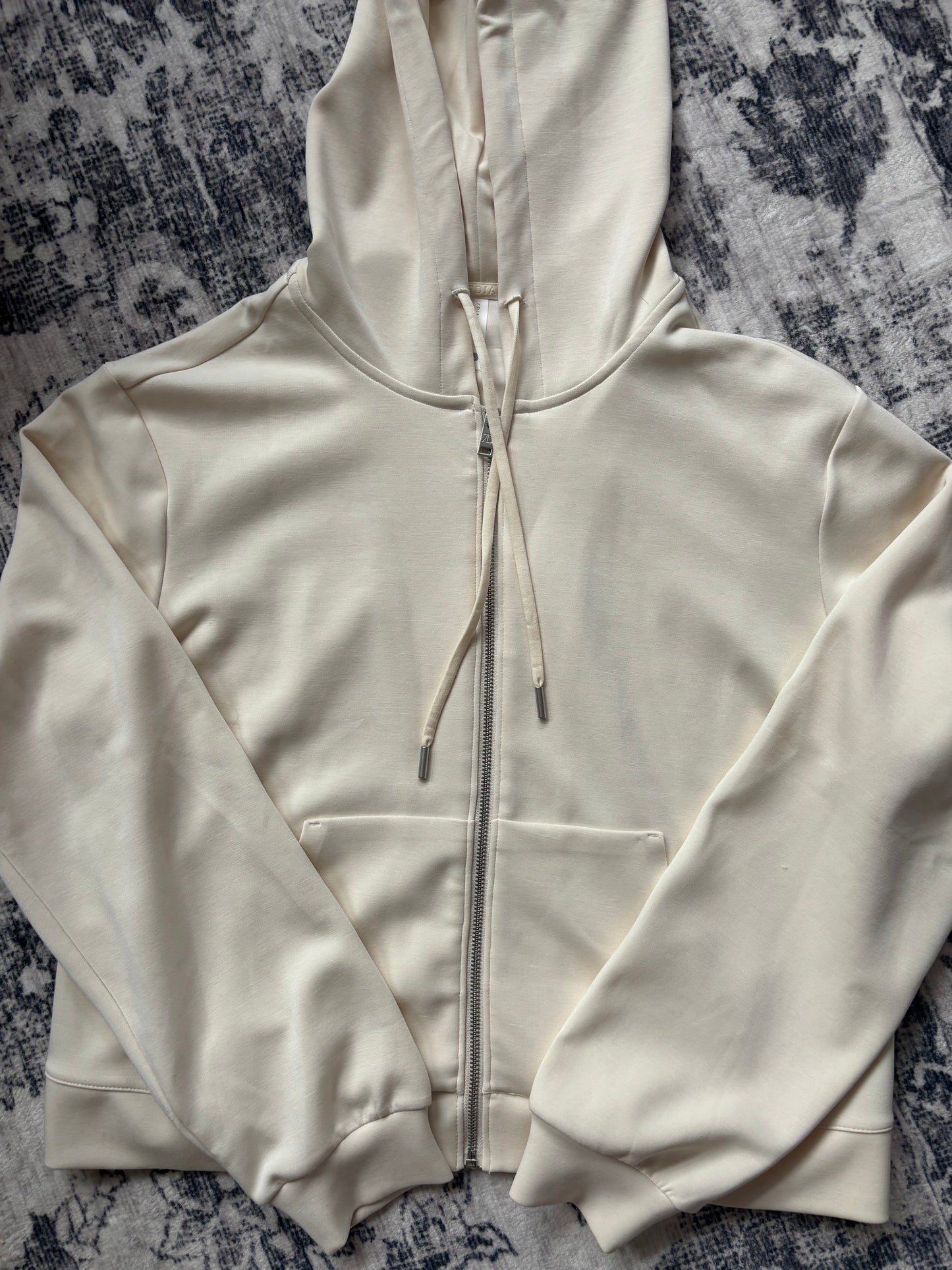 7 Diamonds: Women's Rev Full Zip Hoodie in Cream | Large (N187C8)