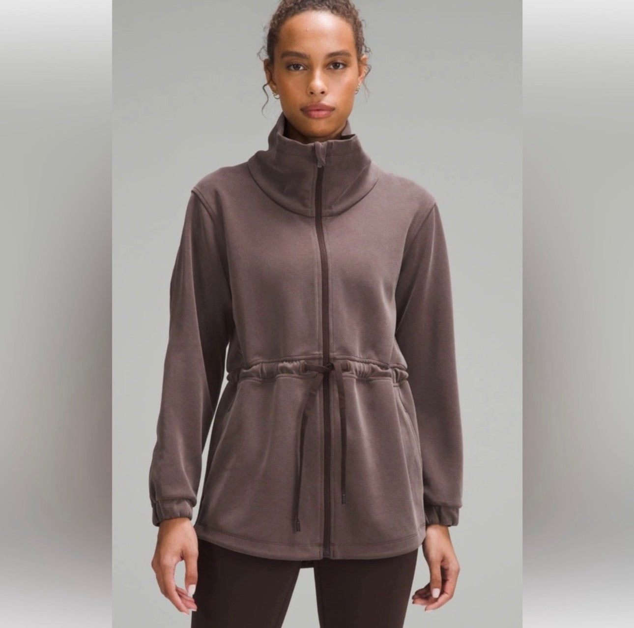 Lululemon Softstreme Cinch Waist Jacket in Brown | Sz Small (4-6)