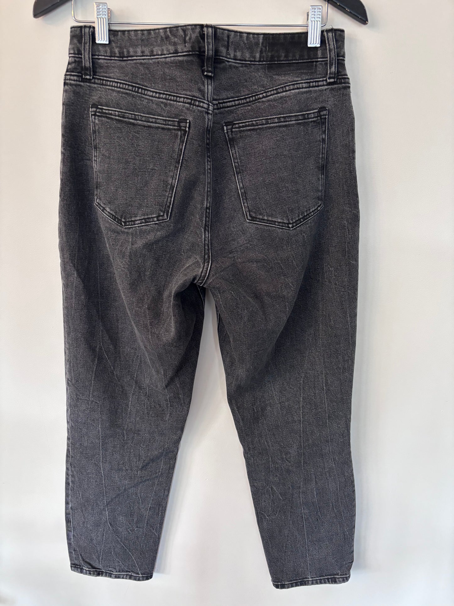 A&F The Mom High Rise Black Wash Jeans | Sz 28