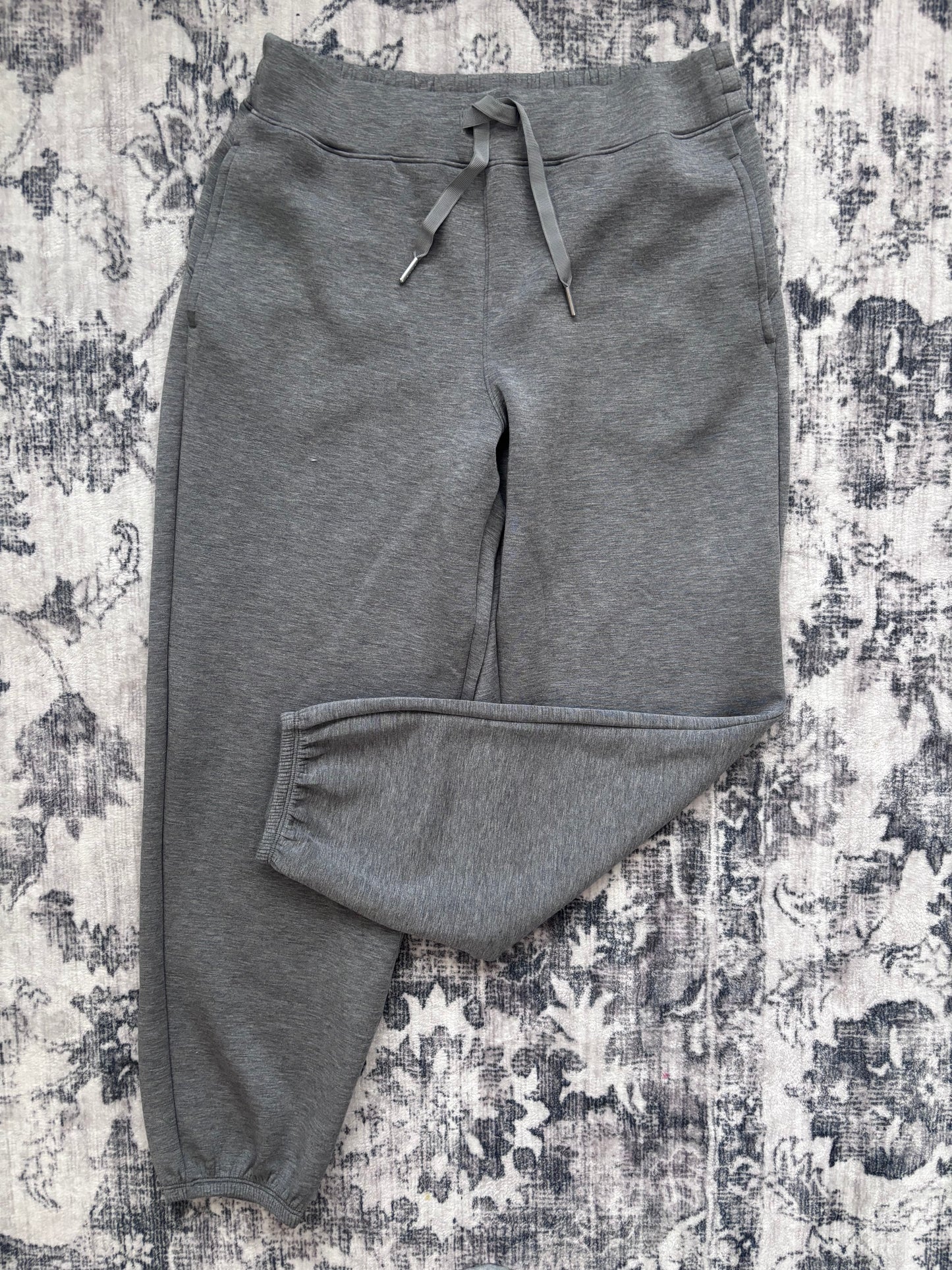 Spanx AirEssentials Joggers Grey Heather | Sz Large (F41A1)