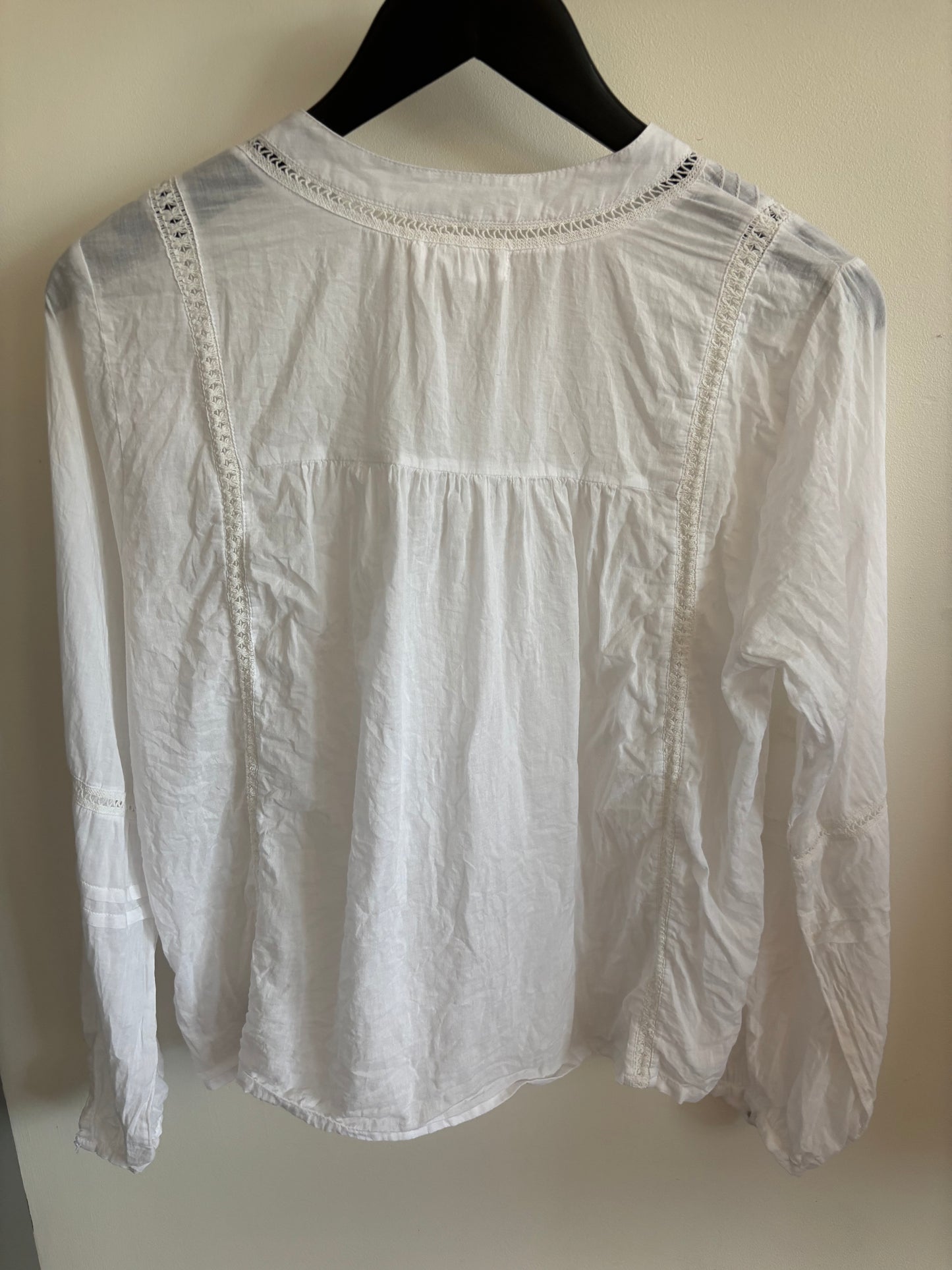 *Velvet by Graham & Spencer Yadira Poet Blouse | Medium