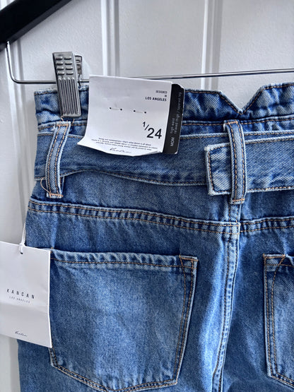 Kancan NWT Blossom Ultra High Rise Belted Mom Jeans  | Sz 24