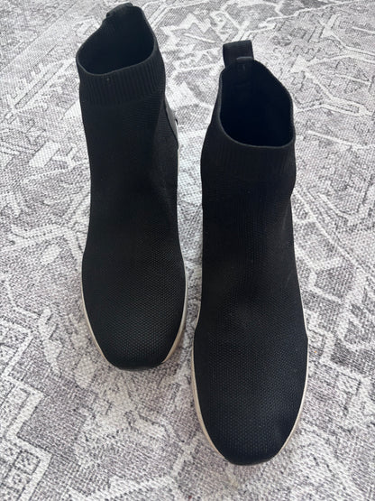 Steve Madden Black Sock Sneakers | Sz 9