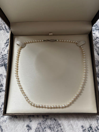 Wainwright Jewellers Pearl Necklace | 18 inches