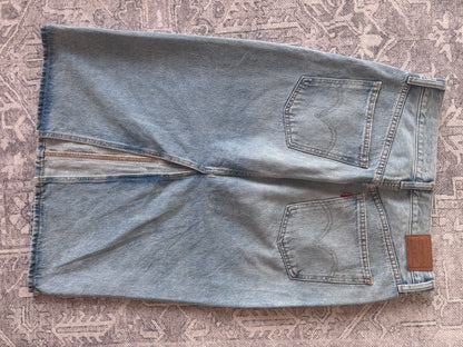 Levi's High Rise Back Slit Skirt | Sz 29